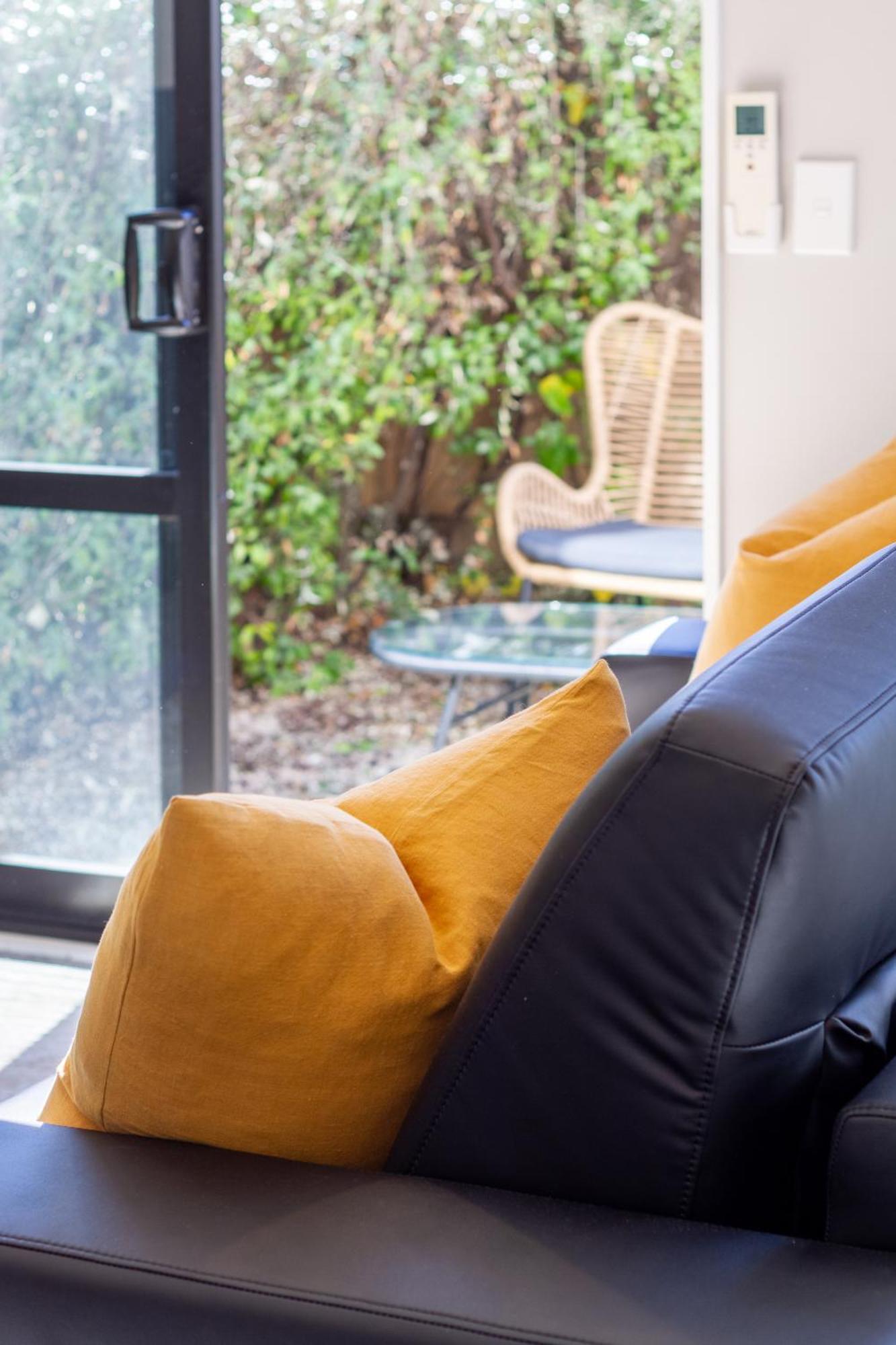 Luxury Without Limits In Cbd Christchurch Bagian luar foto